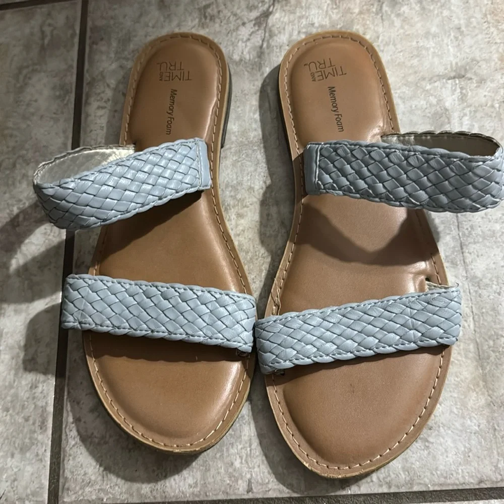 Slide Sandals - Picture 1 of 3